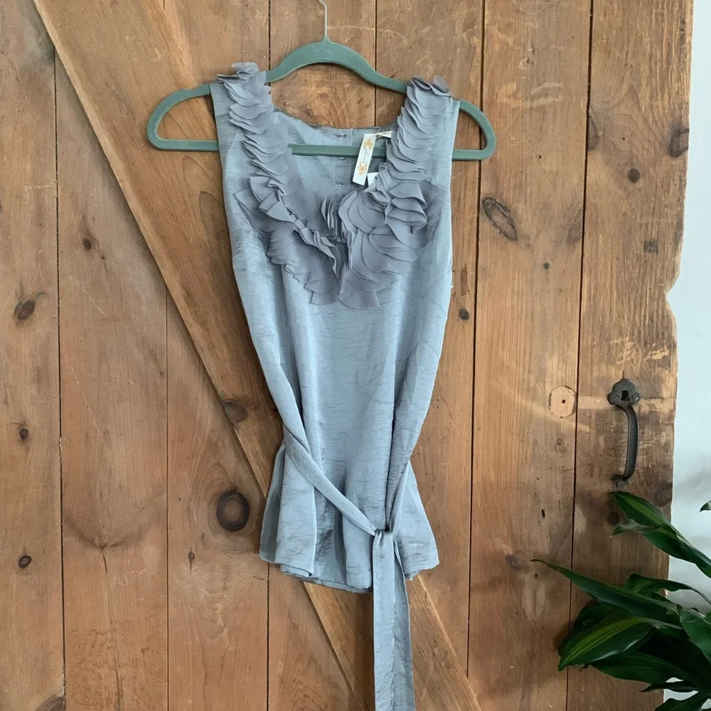 Grey Ruffle/Flutter Detail Tank - Picture 2 of 7
